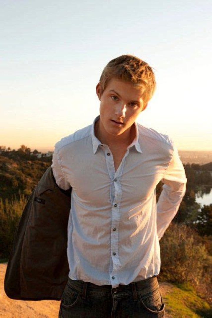 Alexander Ludwig Height Weight Shoe Size Measurements Facts