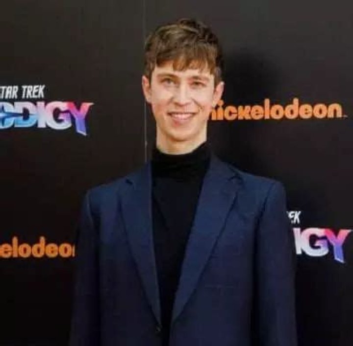 Angus Imrie Age, Girlfriend, Height, Net Worth, Parents & More