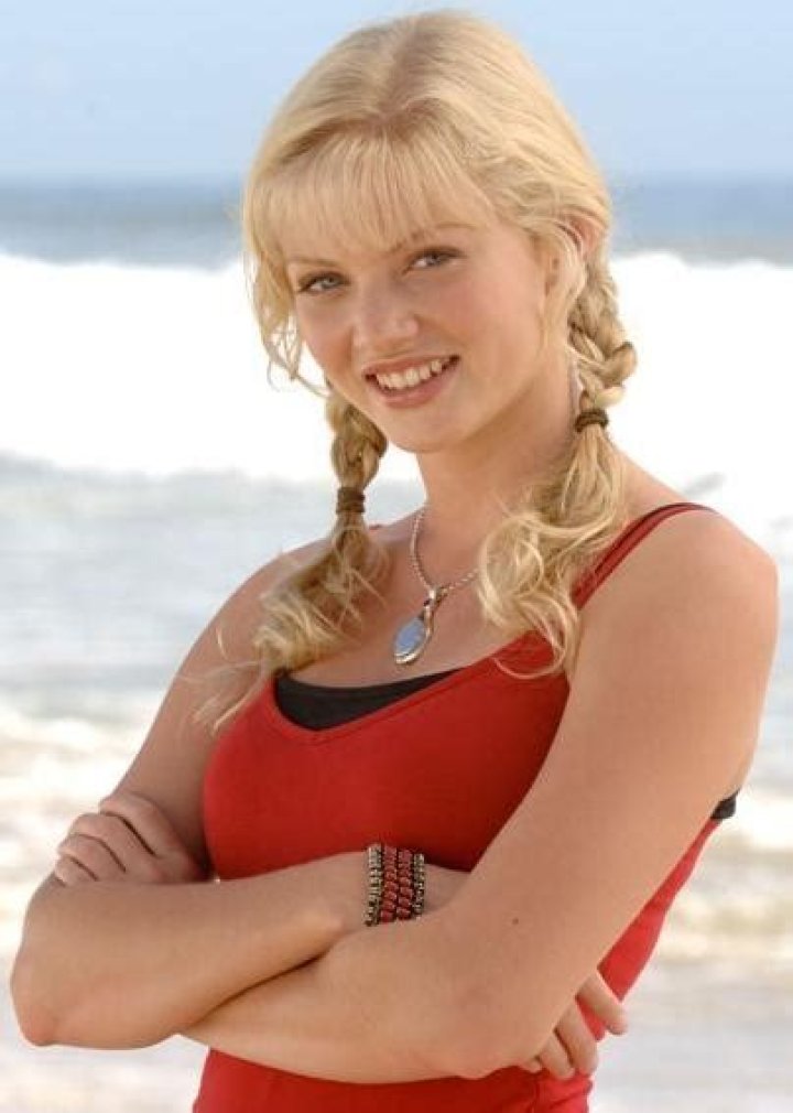 Cariba Heine Favorite Things Color Food Hobbies Music Biography