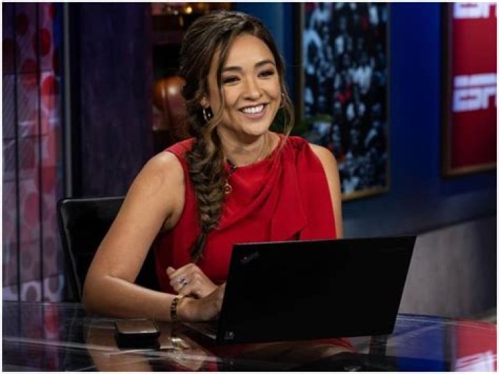 Cassidy Hubbarth - Bio, Facts, Family Life of TV Anchor