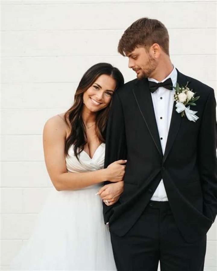 Chandler Hallow – Bio, Facts, Family Life & Career