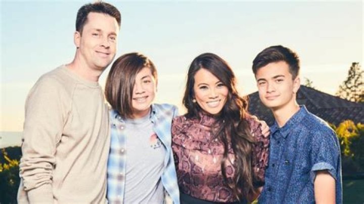 Do Dr. Pimple Popper Have Kids? – Celebrity