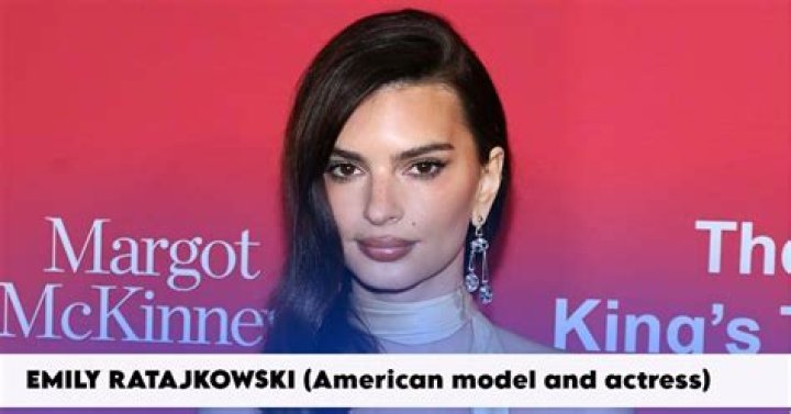 Emily Ratajkowski Biography - Facts, Childhood, Family Life & Achievements