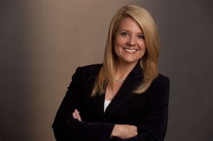 Gwynne Shotwell Biography - Facts, Childhood, Family Life, Achievements