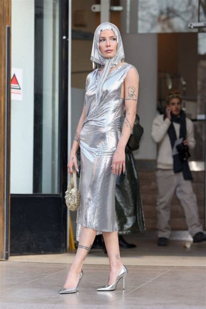 Halsey in Bathing Suit Top Enjoys "Wonderful Show" — Celebwell