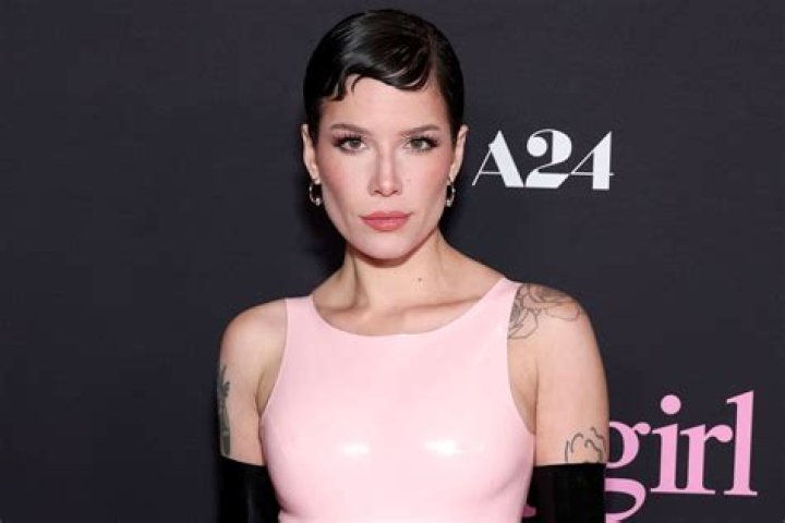 Halsey Shares Mirror Selfie Three Months After Baby — Celebwell