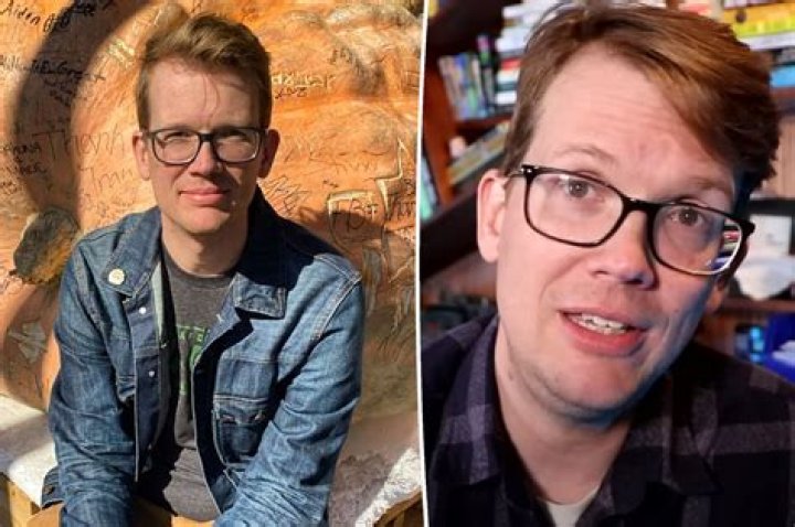 Hank Green - Bio, Facts, Family Life & Achievements of YouTuber, Vlogger