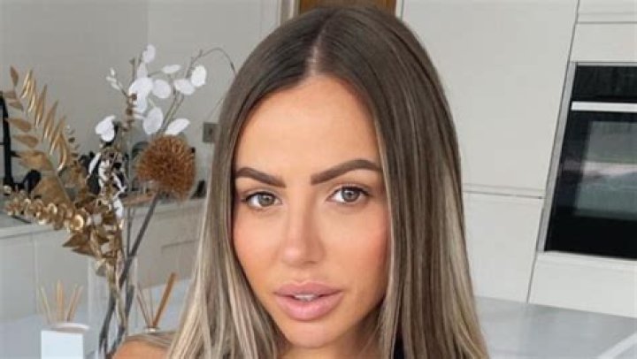 Holly Hagan in Bathing Suit is "Half Way" — Celebwell