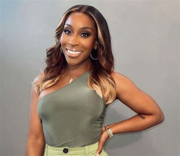 How Is Jackie Aina So Rich? – Celebrity