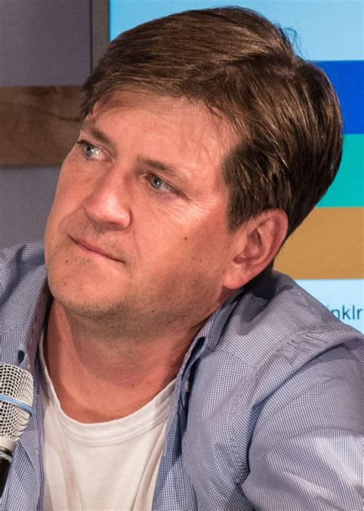 
How Much Money Does Bill Lawrence (Tv Producer) Make? Latest Income Salary
