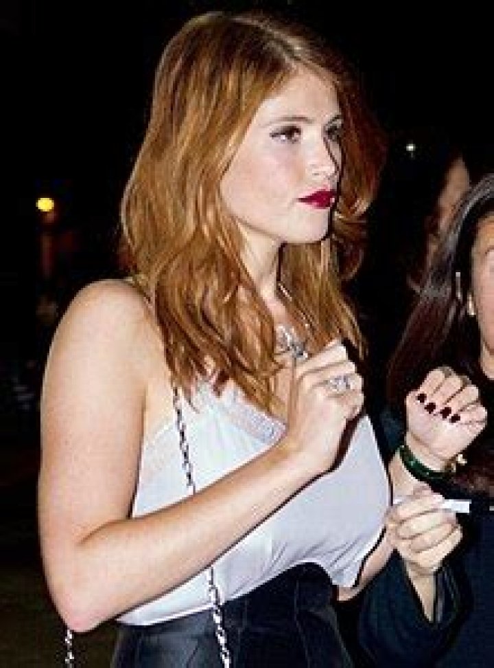 
How Much Money Does Gemma Arterton Make? Latest Income Salary
