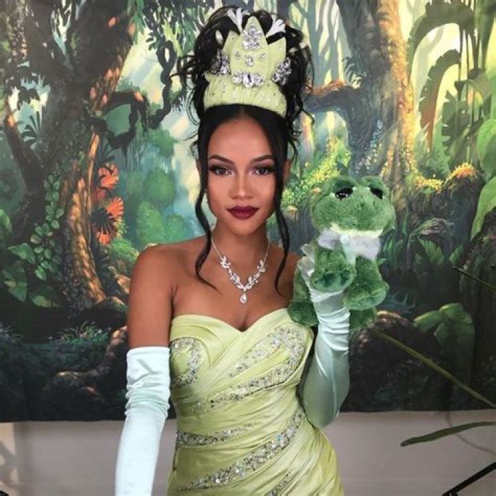 
How Much Money Does Karrueche Tran Make? Latest Income Salary
