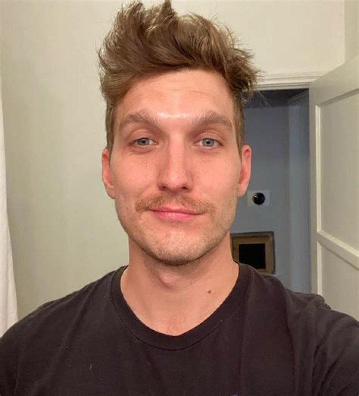 
How Much Money Does Scott Michael Foster Make? Latest Income Salary
