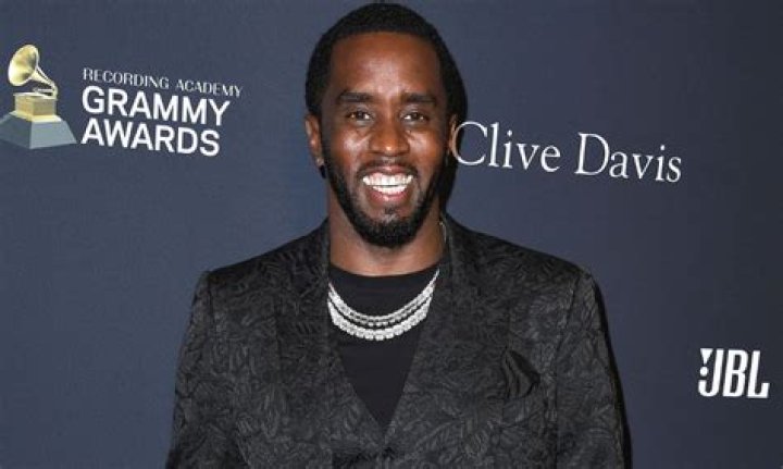 
How Much Money Does Sean John Combs Make? Latest Income Salary
