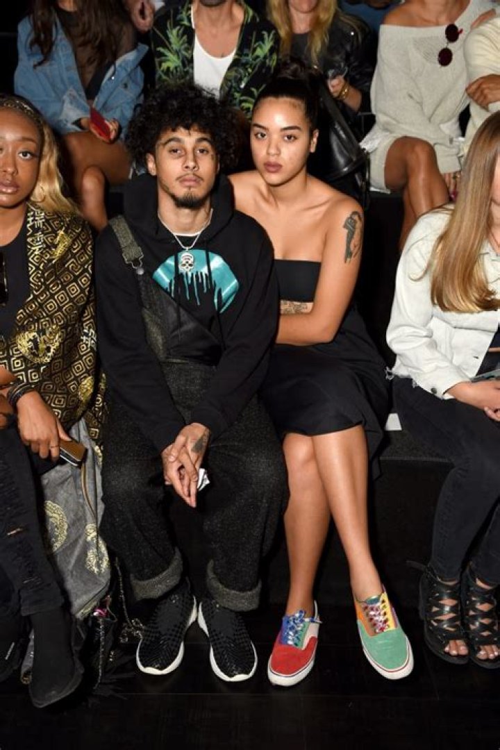 
How Much Money Does Wifisfuneral Make? Latest Income Salary
