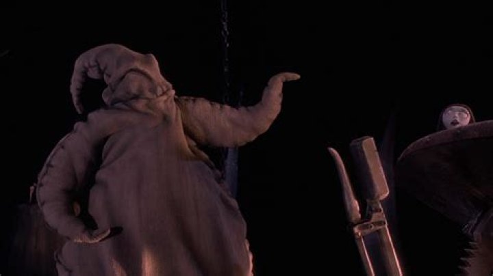 How tall is Oogie Boogie? – Celebrity