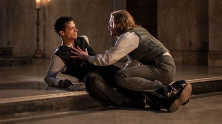 Is Louis In Love With Lestat? – Celebrity