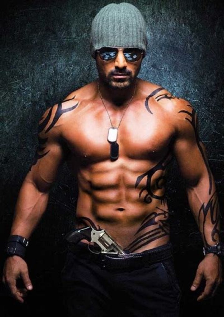 John Abraham Favourite Food Perfume Colour Actress Movie Hobbies Bio