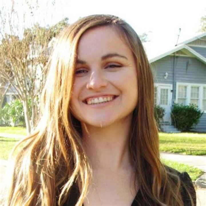 Kelsey Macgibbon Dies from unknown causes