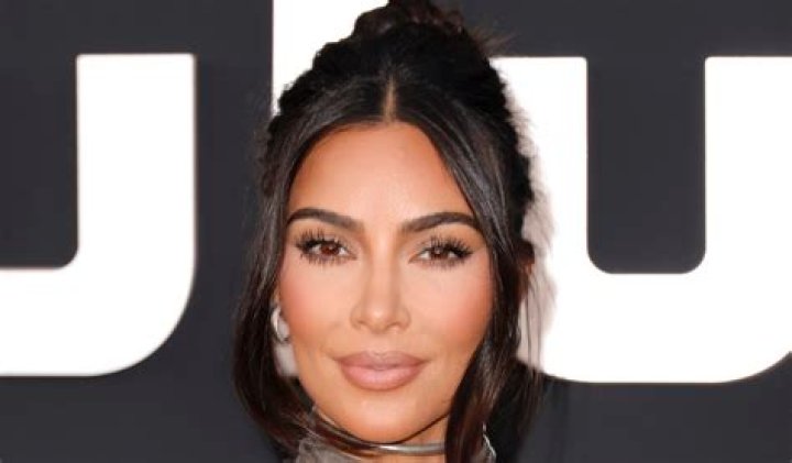 Kim Kardashian in Bathing Suit Says "Aloha" — Celebwell