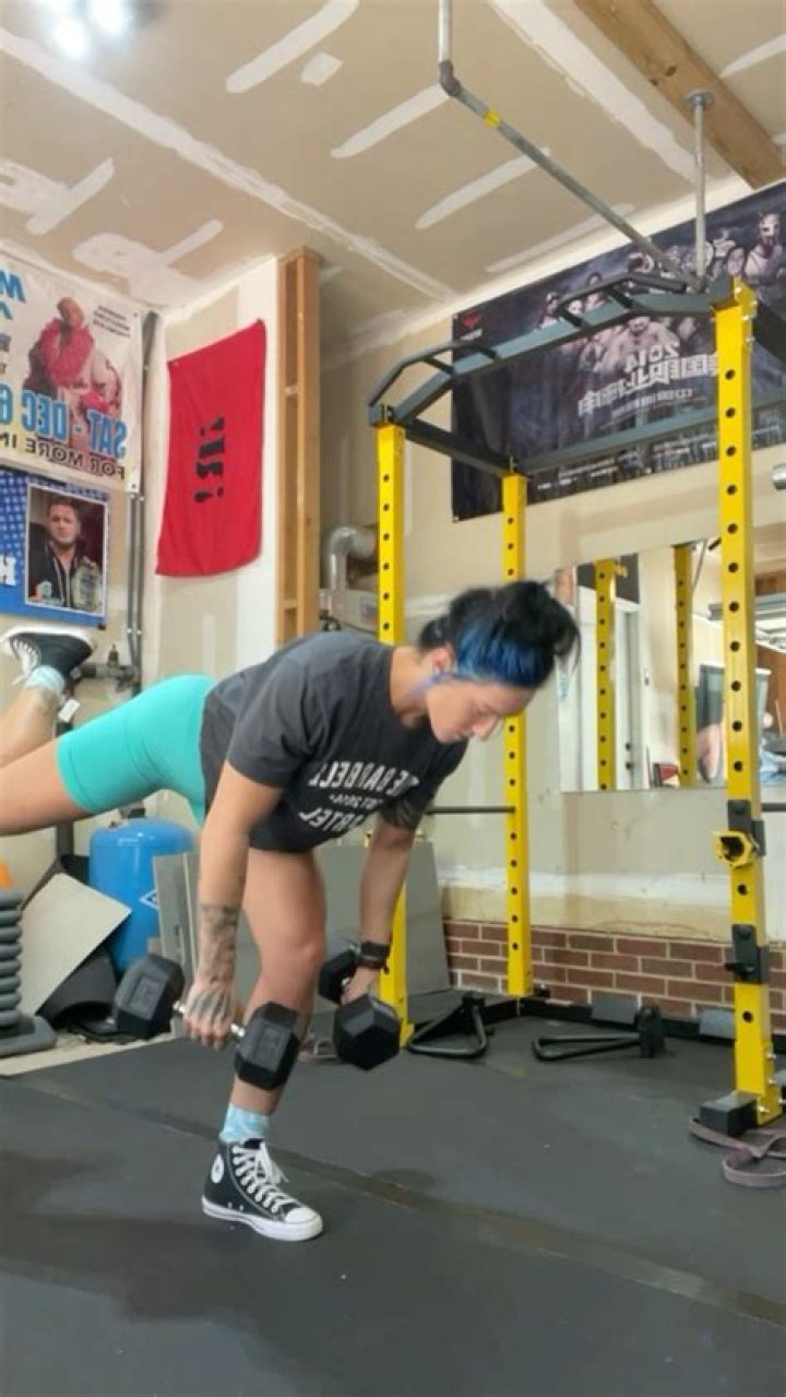 Kris Statlander in Two-Piece Workout Gear Gives "POV You Asked For"