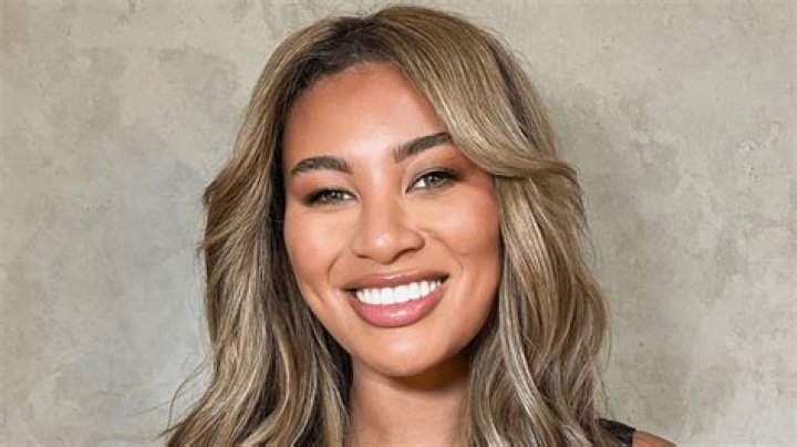 Love Island's Montana Brown Shares Swimsuit Photo as "Hot Mum"