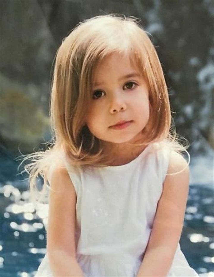 Lulu Lambros Biography - Facts, Childhood, Family Life & Achievements