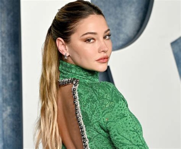 Madelyn Cline in Bathing Suit Goes Behind the Scenes of "Outer Banks" — Celebwell
