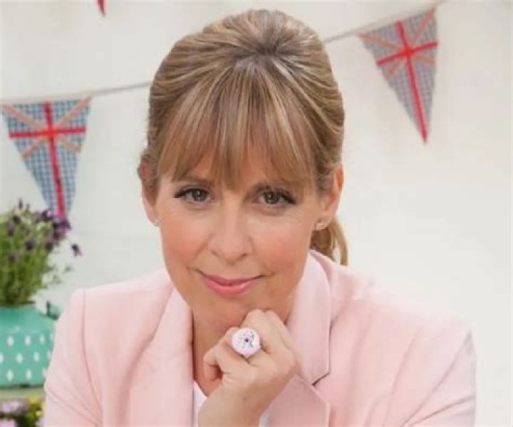 Mel Giedroyc Biography - Facts, Childhood, Family Life & Achievements of English TV Presenter