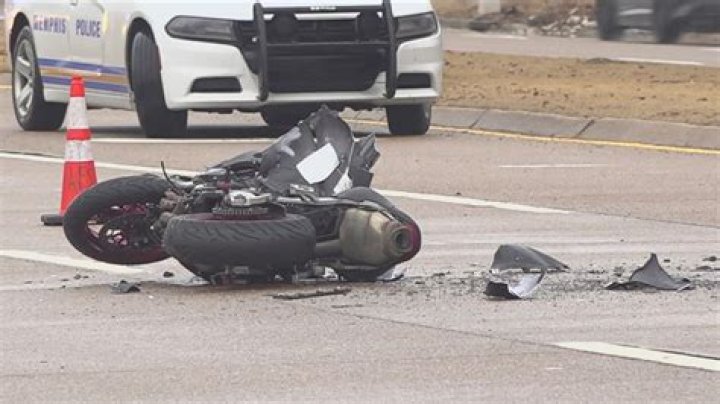 Motorcyclist Aaron Lewis Dies in Truck Accident in Atlanta Crash