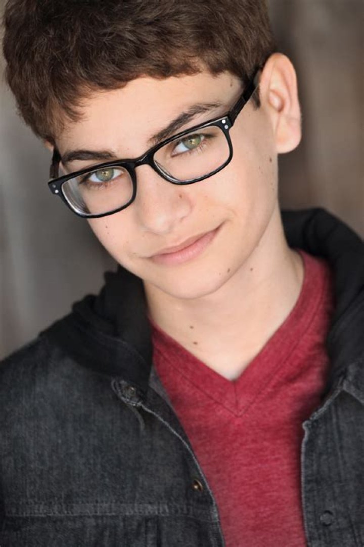 Noah Grossman Biography - Facts, Childhood, Family Life & Achievements