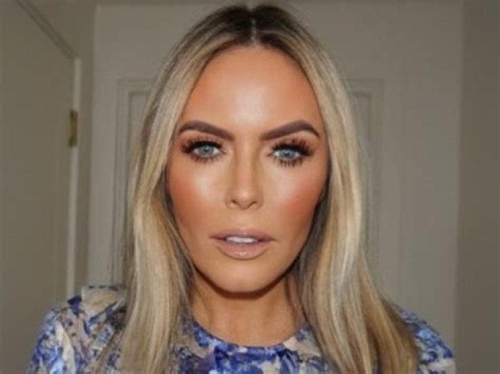 Patsy Kensit in Bathing Suit Says "Bye Bye Beautiful Maldives" — Celebwell