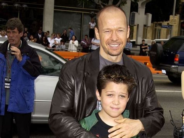 Paul Wahlberg Biography - Facts, Childhood, Family Life & Achievements