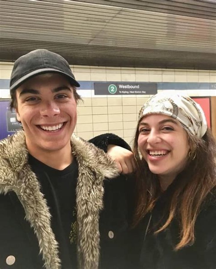 Pearce Joza Age, Birthday, Height, Girlfriend, Net Worth, Parents & More