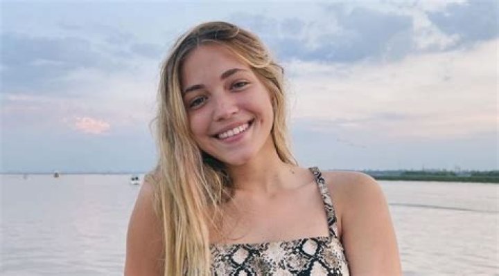 Pilar Pascual Archives - Celebrities: Wiki, Age, Height, Net Worth, Relationship