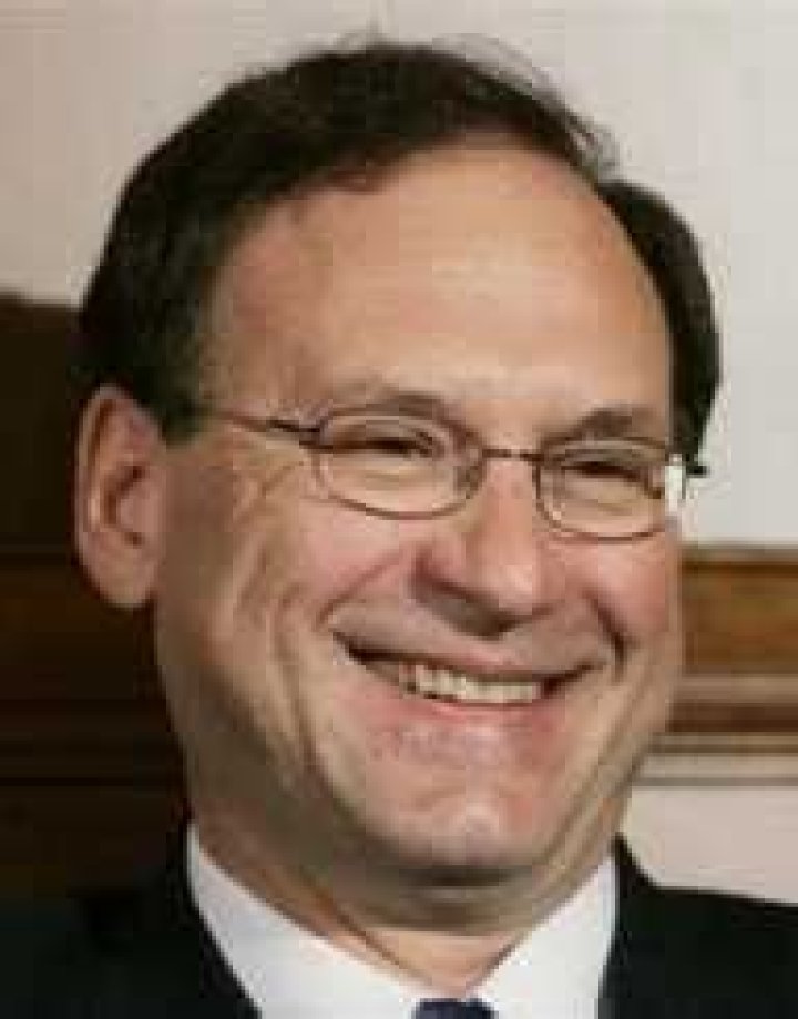 Samuel Alito Biography - Facts, Childhood, Family Life & Achievements