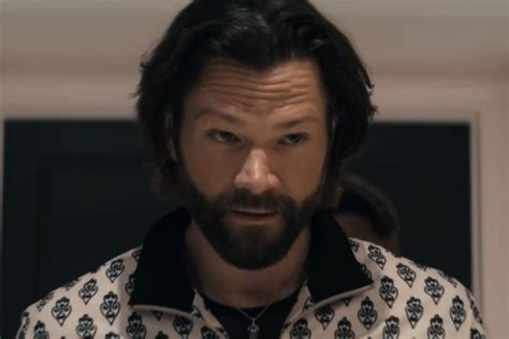 Supernatural’s Jared Padalecki Attends Convention Wearing T-Shirt Of His Mug Shot