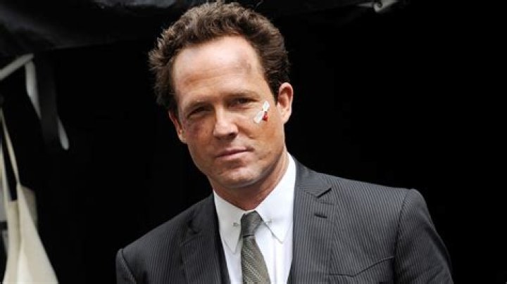 What happened to the Allstate man? – Celebrity