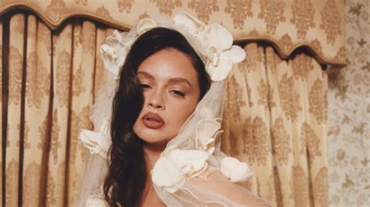 What Is Sabrina Claudio’S Real Name? – Celebrity