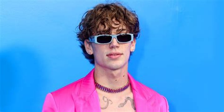What Is Vinnie Hacker’S Real Name? – Celebrity