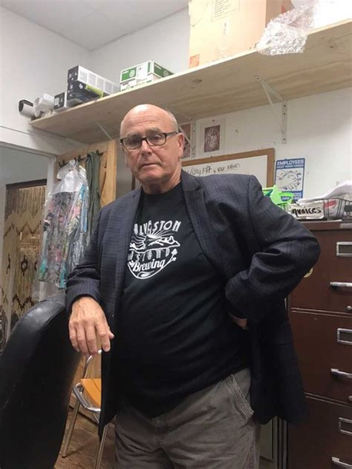 Who Was Ronnie Maceo? How Did He Die? Renowned Galveston Shop Owner Dies in Car Crash