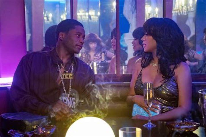 Yung Miami in Bathing Suit Says "I'm Telling Ya'll" — Celebwell