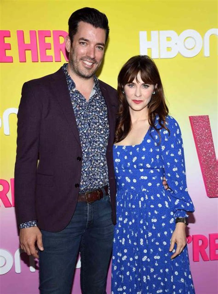 Zooey Deschanel Biography - Facts, Childhood, Family Life & Achievements